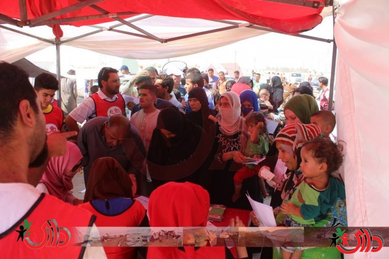 منظمة داري تعالج عشرات المرضى المهجرين في مخيمات صدر اليوسفية
